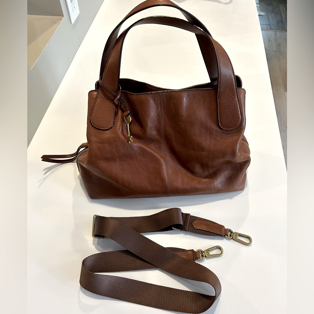 Fossil purse